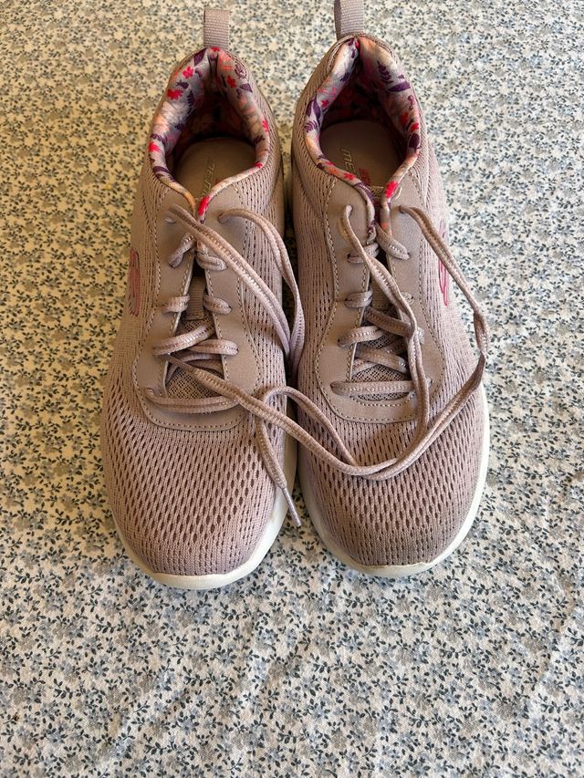Zapatillas Sketchers talla T39
