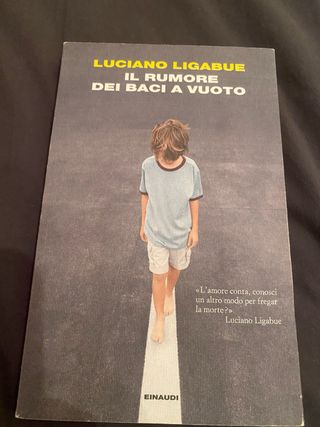 Il rumore dei baci a vuoto