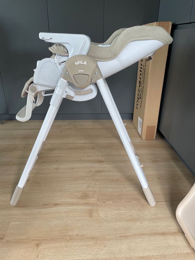 Trona Evolutiva Jane