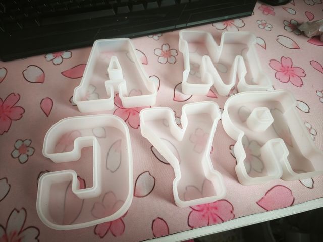 5 Moldes resina letras