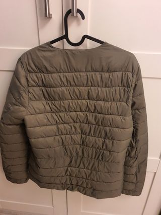 Chaqueta verde acolchada fina nueva sin estrenar