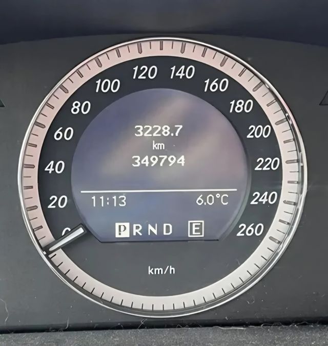 Mercedes Benz BLOQUEADO  no arranca no contacto