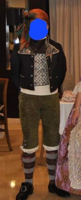 Traje torrenti 14 años