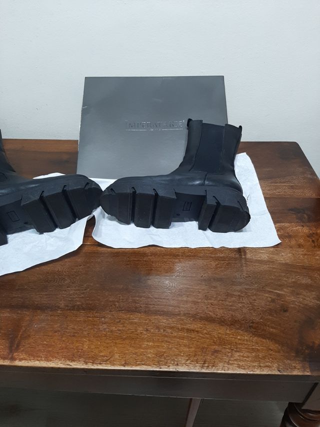 Stivali modello anfibi