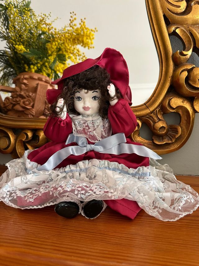 Muñeca de porcelana.Venecia . 35cm .