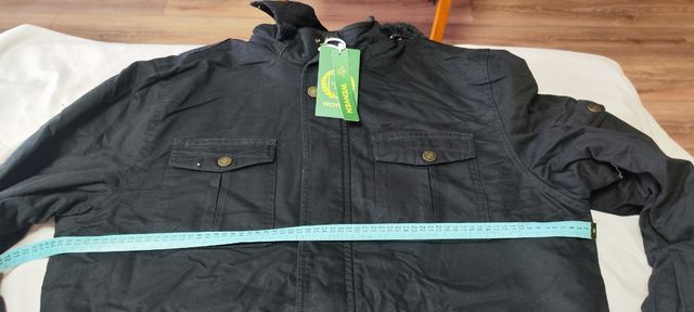 Parka negra para hombre