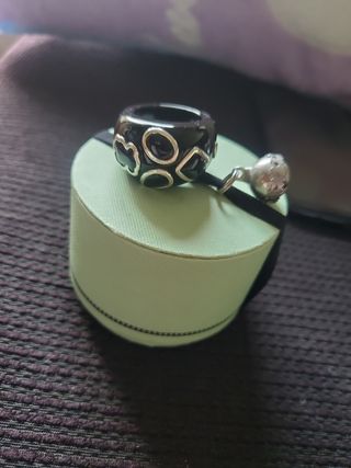 Anillo Tous resina y onix talla 17-18