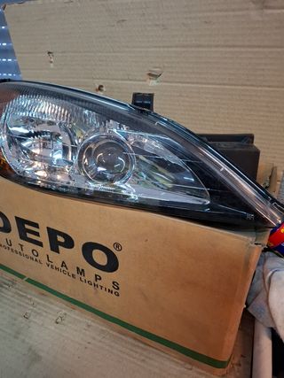 NISSAN PRIMERA p11 faro derecho 