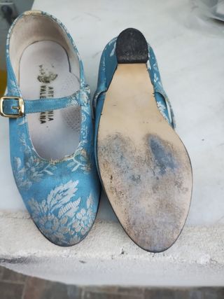Corpiño fallera ñiña  más zapatos.