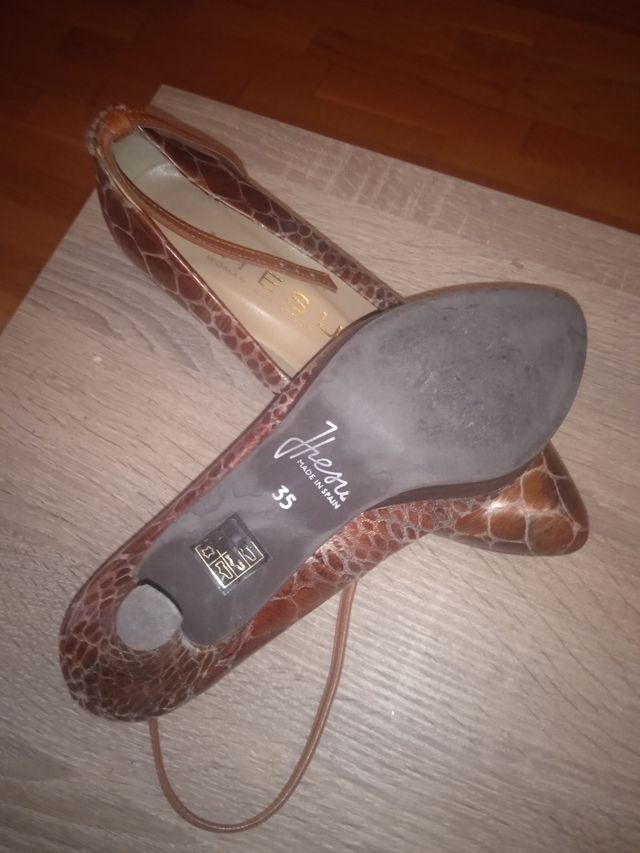 Zapato salón piel N 35