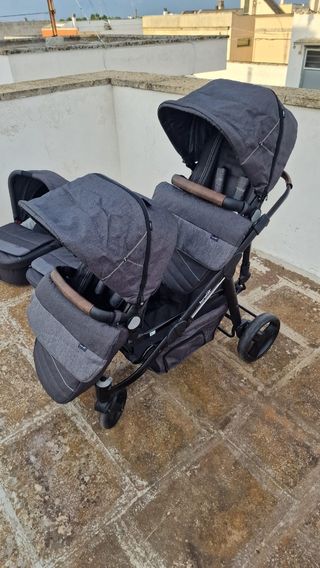 Passeggino gemellare