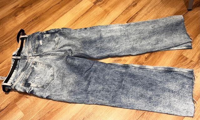 Pantalones pintados a mano