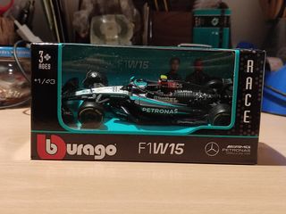 Coche Mercedes F1W15