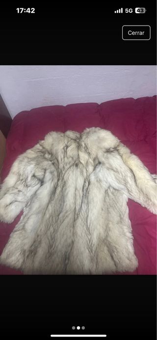 chaqueta de pelo y piel de zorro