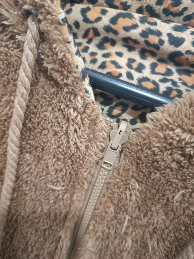 Chaqueta reversible orejitas