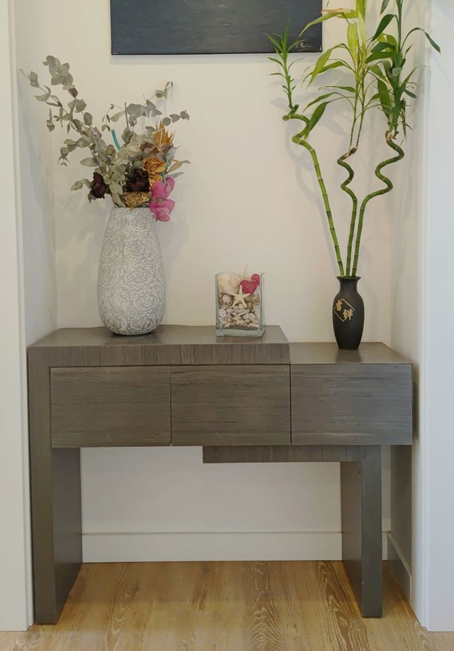 Mueble consola recibidor marrón chocolate gris