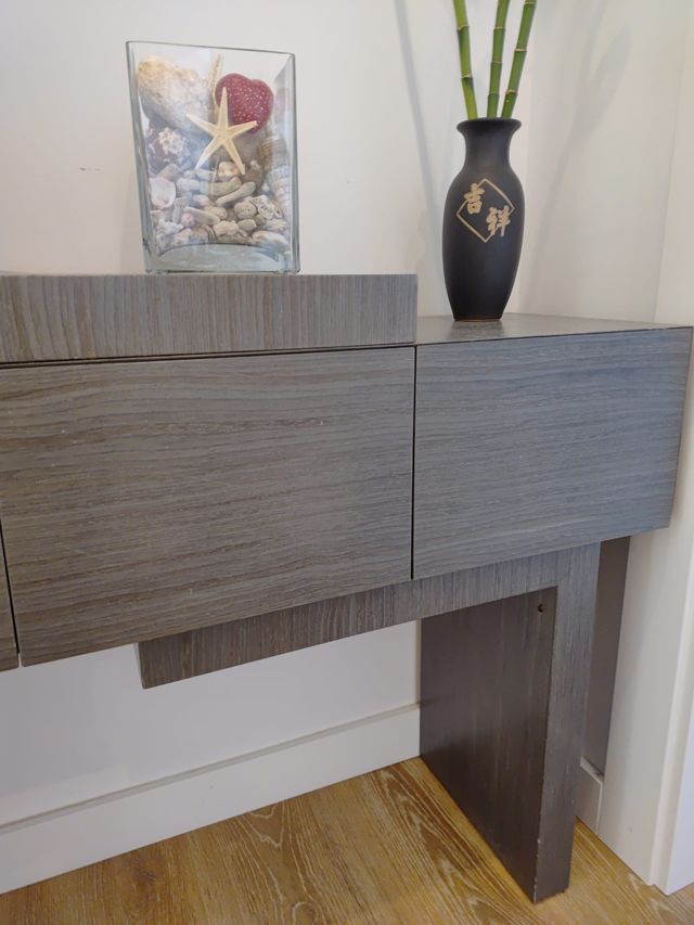 Mueble consola recibidor marrón chocolate gris