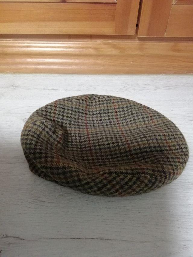 Gorra lana. Contorno 50 cm.