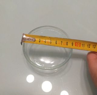 Piccolo contenitore in vetro