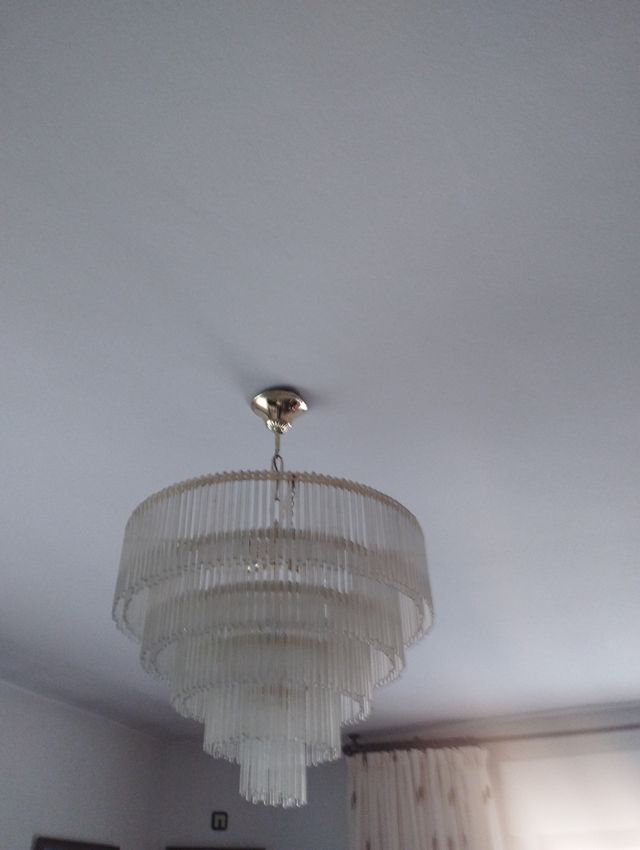 Se vende lampara de salón