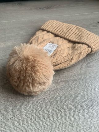 Gorro de lana con forro interior nuevo