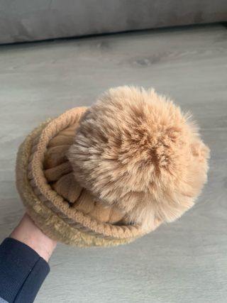 Gorro de lana con forro interior nuevo