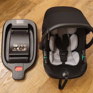 Ovetto Pali I-size 40-87cm e base isofix