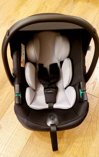 Ovetto Pali I-size 40-87cm e base isofix