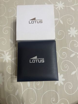 Reloj Lotus rose gold