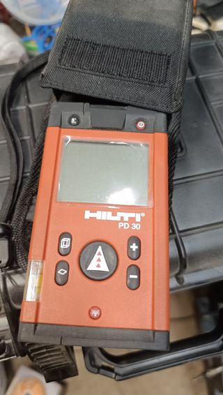 Medidor distancias hilti pd30