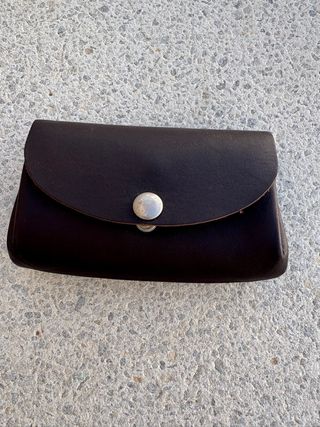 Monedero  grande remache chocolate