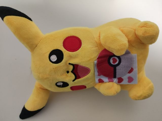 Pokemon peluches Pikachu OFERTA