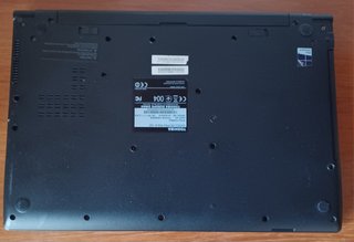 Toshiba Satellite Pro R50-B-15Z AVERIADO