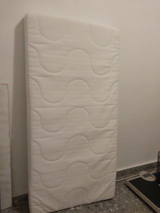 Colchon espuma cuna Ikea 
