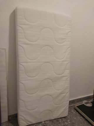 Colchon espuma cuna Ikea 