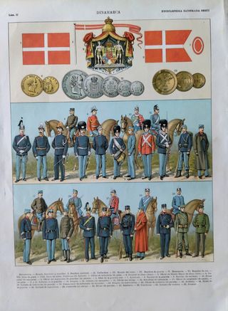 Cinco láminas antiguas con Uniformes