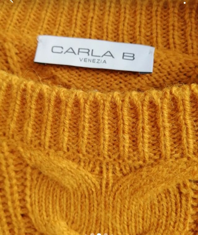 Maglione girocollo - Suéter de cuello redondo