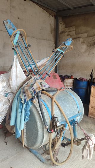 Remolque y material agrícola