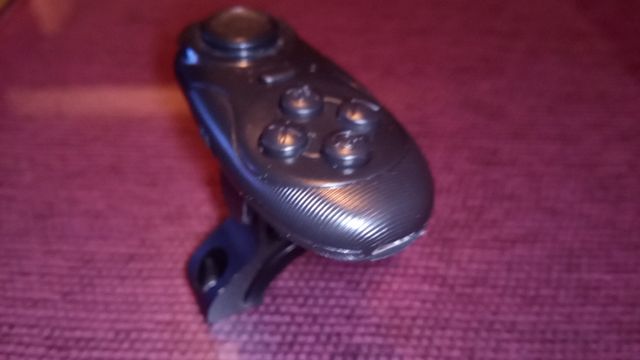 Mado Bluetooth R1. Para manillar de moto