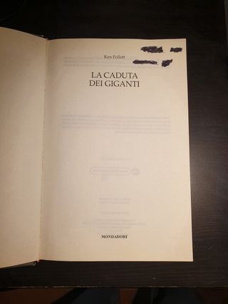 La caduta dei giganti. The century trilogy vol. 1