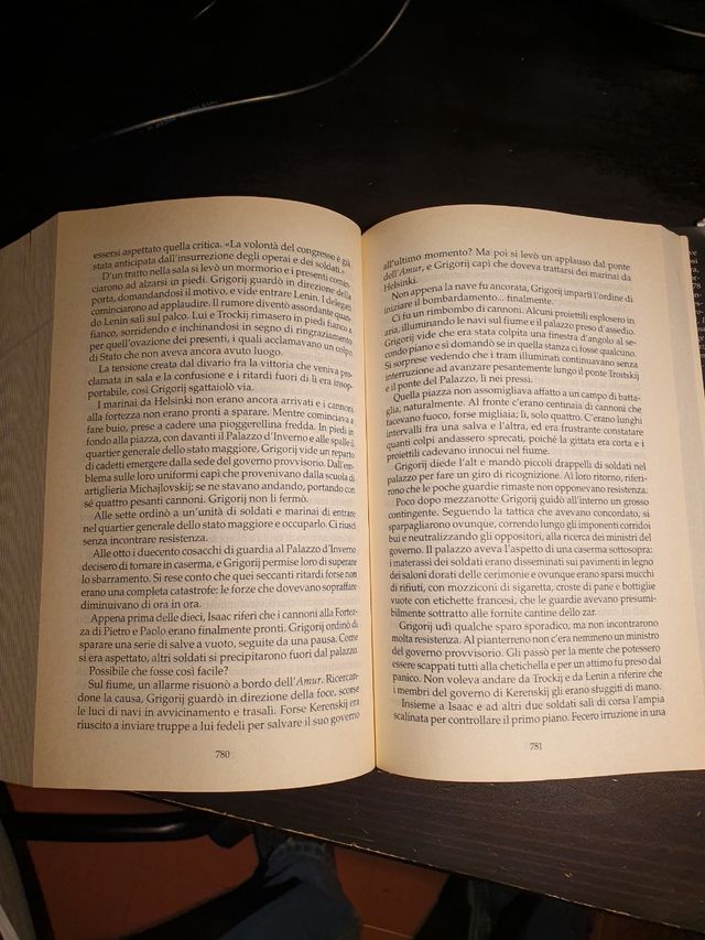 La caduta dei giganti. The century trilogy vol. 1