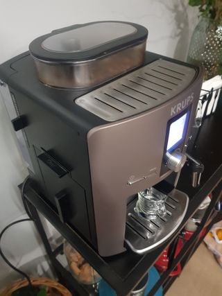 Cafetera automatica krups ea80