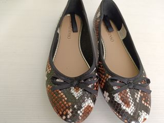 Zapatos manoletinas 37. Solo un día de uso 