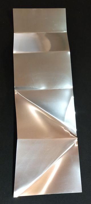 Scultura contemporanea da appendere 