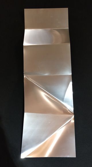 Scultura contemporanea da appendere 