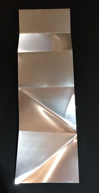 Scultura contemporanea da appendere 