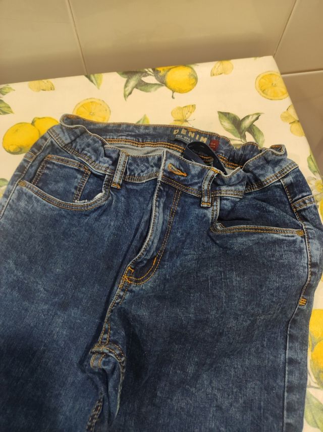 Pantalones vaqueros de chico