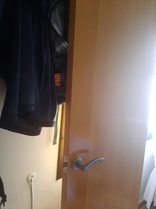 Puerta madera
