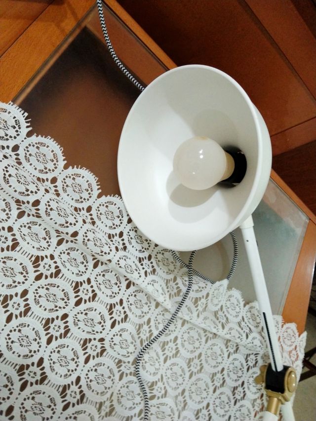 Lampara de mesa industrial 