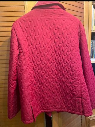Chaqueton acolchado rojo mujer